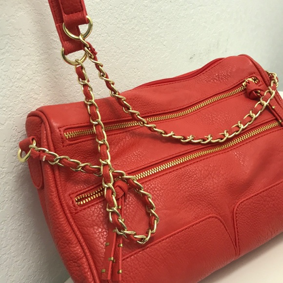 Red Purse - Picture 2 of 3